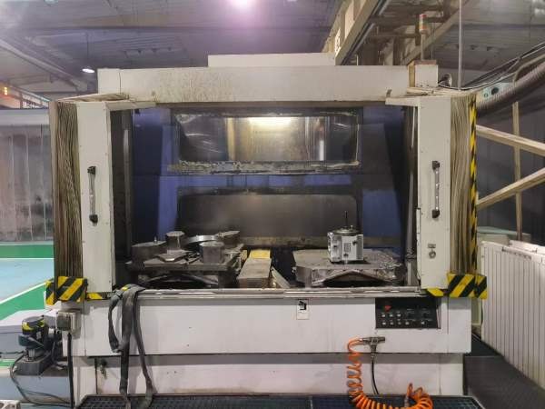 日本三菱800卧式加工中心DH80工作台:800800mmX/Y/Z行.