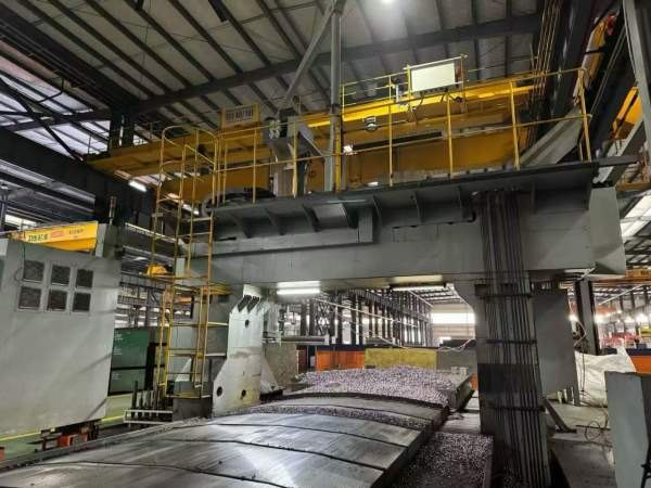 海天四米数控龙门加工中心在位出售，同款三台产地：宁.