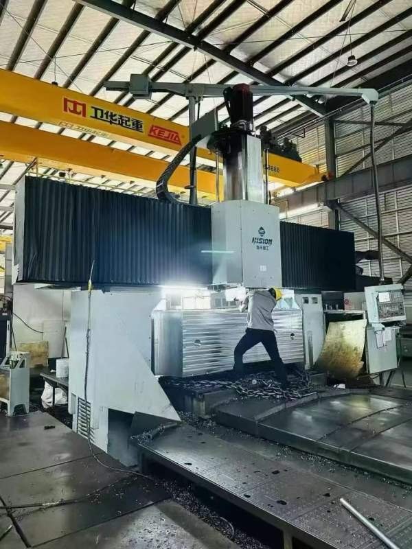 海天四米数控龙门加工中心在位出售，同款三台产地：宁.