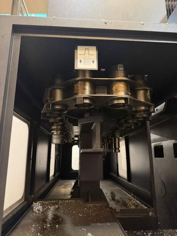 四川工厂在位2022年台湾威立625龙门加工中心，带链式3.