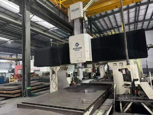 同款三台海天4032G五面体龙门型号：HTM-30GR（发那科3.