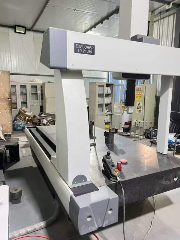 海克斯10.21.08三坐标，工作台，带全自动测头，