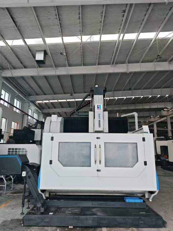 刚刚到货 国盛GMF2519龙门一台，23年设备，两线一硬轨.