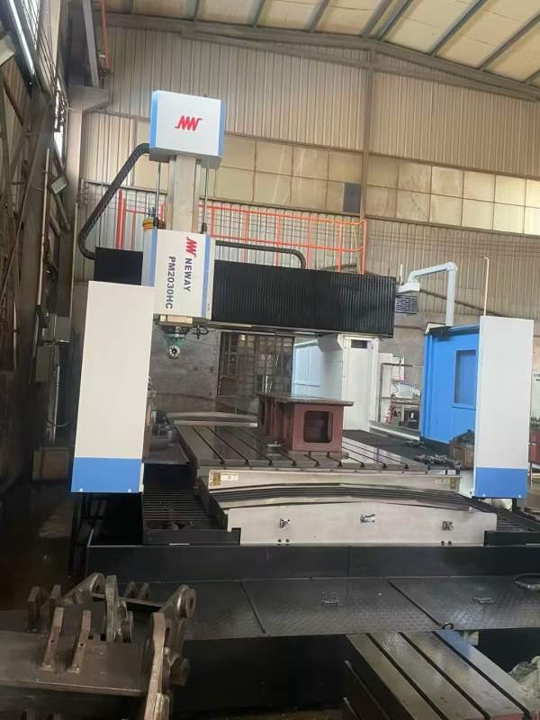 准新2023年纽威3028龙门，工作台2米3米，门宽2.8米，.