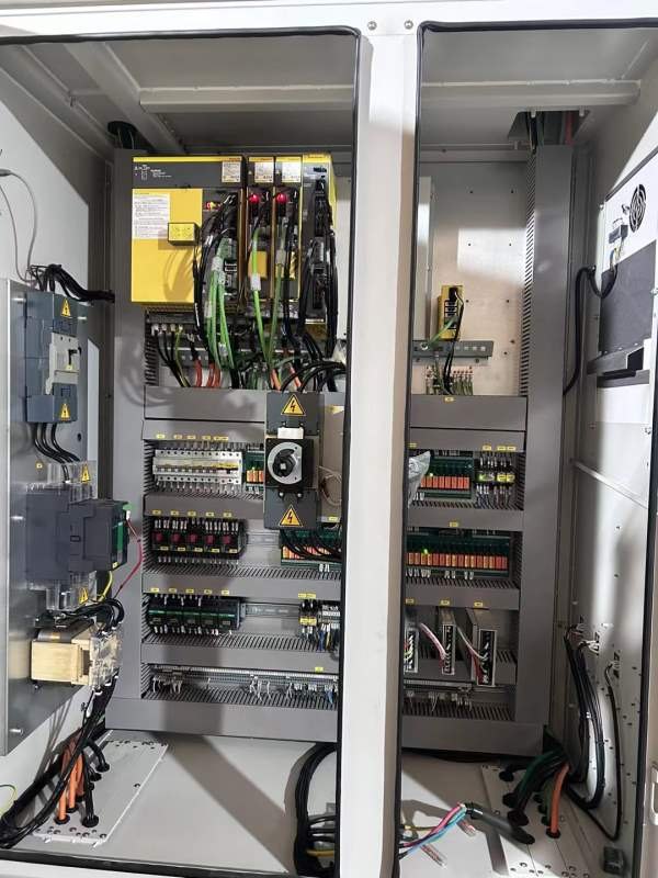 人在现场在位出售9.9成新台湾达佛罗国盛合资大卫DBE11.