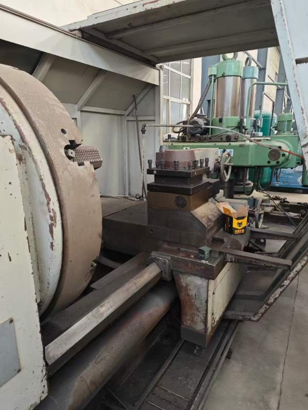 普林森.5米数控车，1米直径四爪卡盘，750导轨，300直.