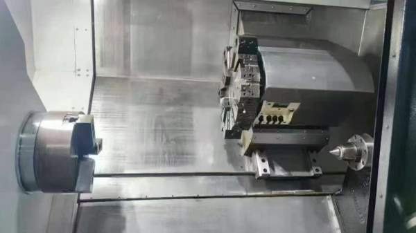 2023年国盛lHT1031数控车床、发那科Plus系统、台湾12.