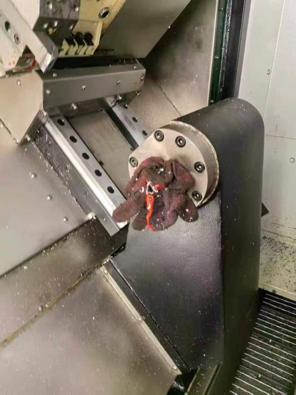 使用几百小时、2023年国盛lHT1031数控车床、发那科Plu.