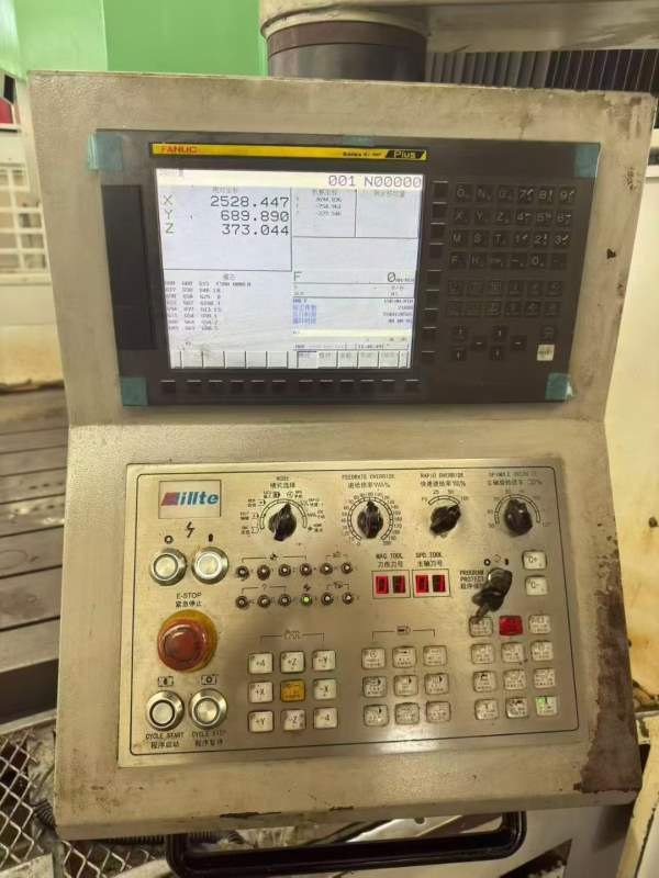 刚刚到货，名铁精机MT-3016龙门加工中心一台，2021年.