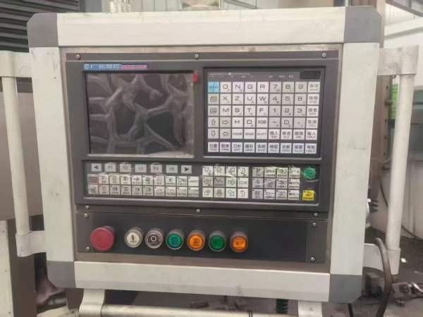 准新机:2022年3.15米米双柱数控立车，卡盘直径2.6米，.