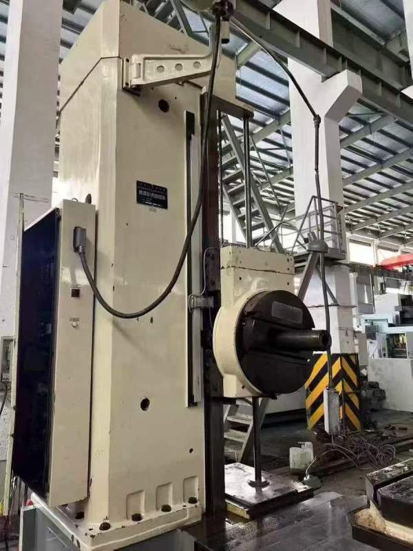 昆机6113D编号024X轴（横向）：2000mm。Y轴（垂直）：.