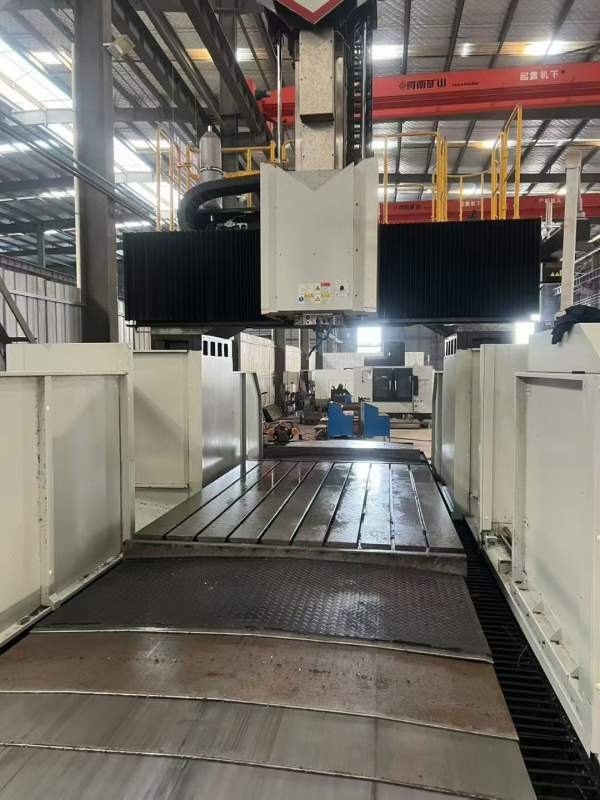 2023年准新宁波海天2330数控龙门，工作台2000/3000mm.