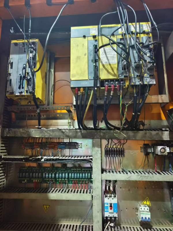 亚威3025龙门还剩下一台