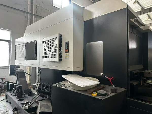 纽威500双台卧加，BT50主轴齿轮头带刀库，需要的库房.