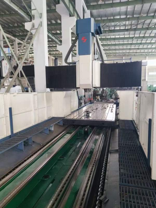 2021年京元登7028龙门，台正光机工作台2.4米7米，门宽.