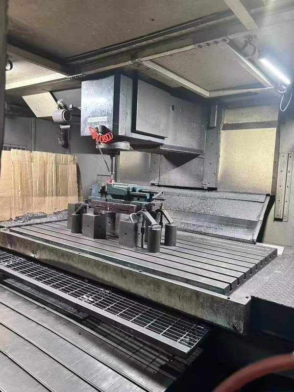 工期到了降价出售牧野F12立加一台、工作台2150/1200、.