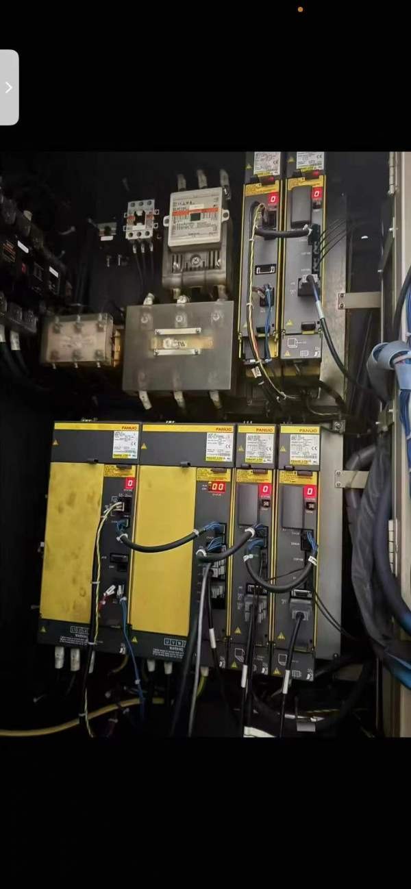 工期到了降价出售牧野F12立加一台、工作台2150/1200、.