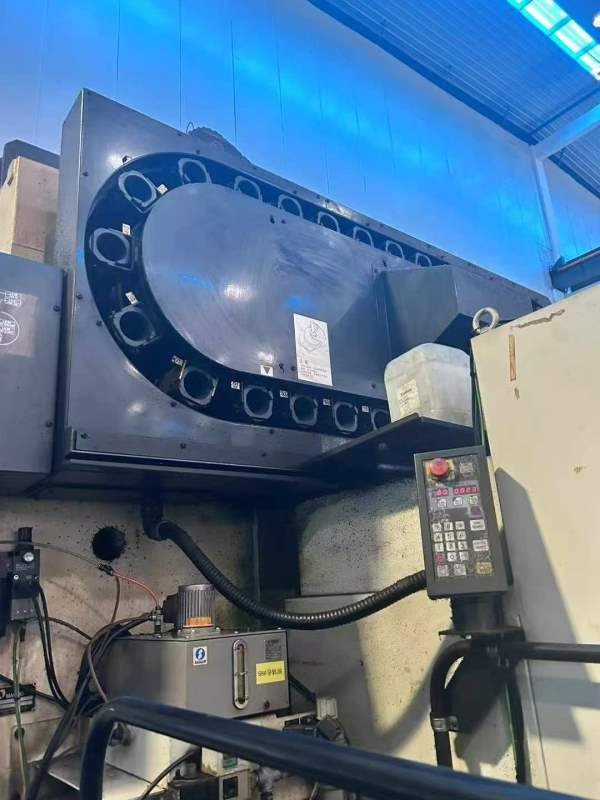 工期到了降价出售牧野F12立加一台、工作台2150/1200、.