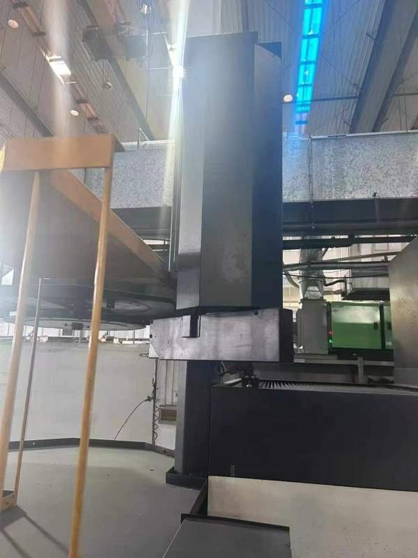 降价出售日本牧野157火花机一台、在位安装使用中、三.