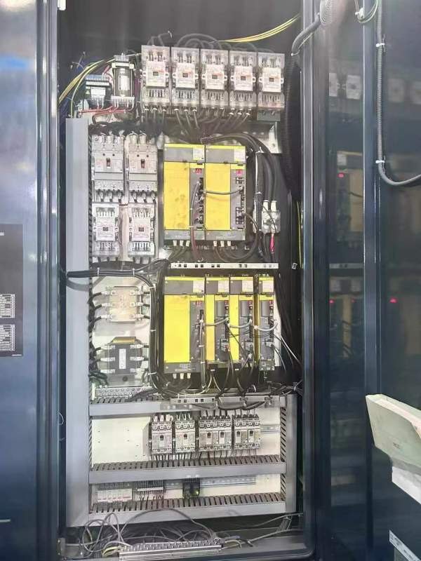 工期到了降价出售、日本原装牧野2013卧加一台、在位正.