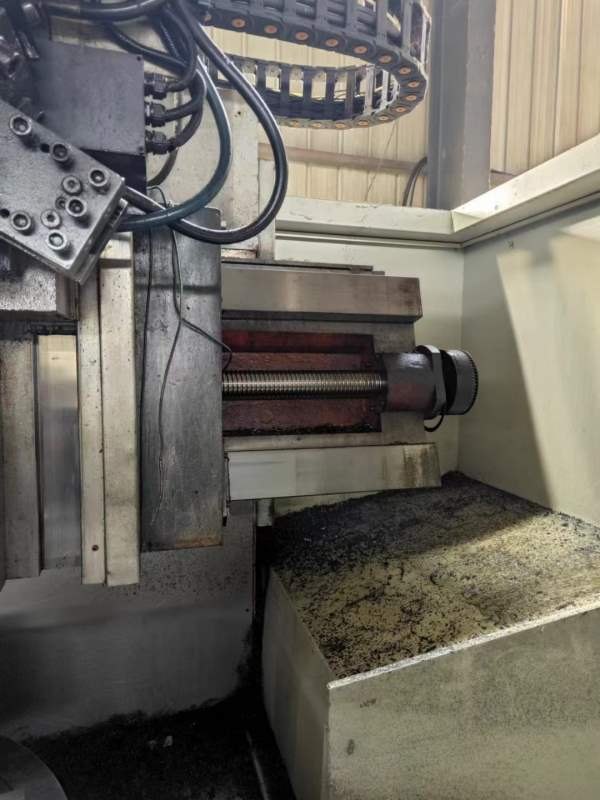 出售两台沈阳数控立车，一台6070，一台8080，机器在位.