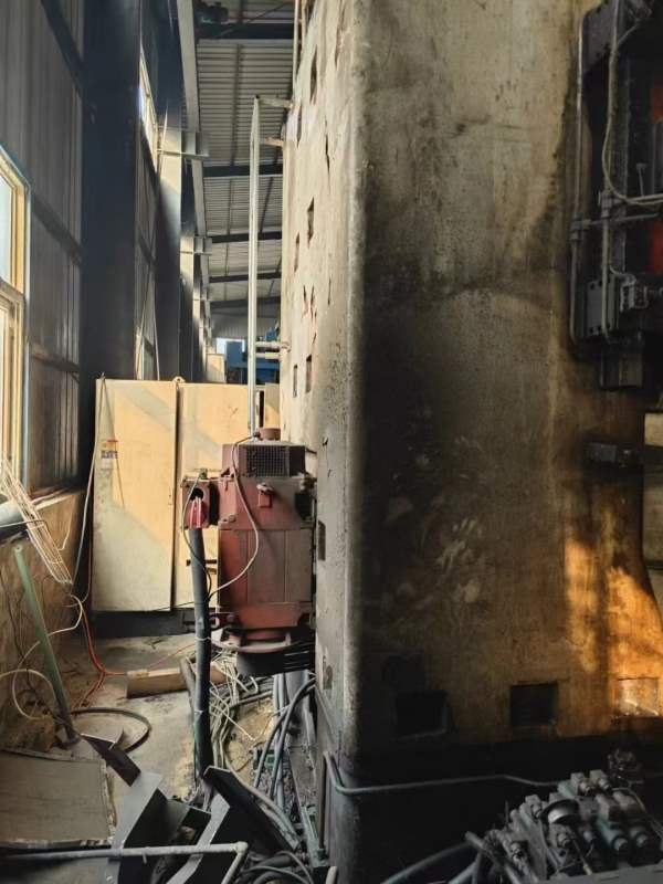 出售一台沈阳1.6米高速数控立车，西门子系统，伺服电.