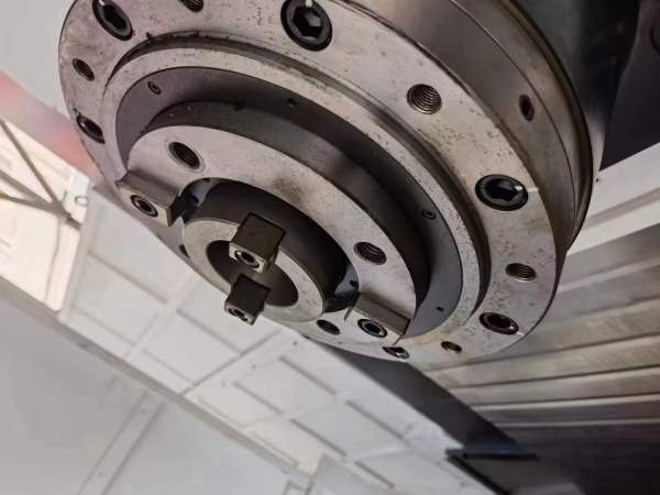 刚刚拿下一台（全新未用）纽威110H数控镗铣床、三轴硬.