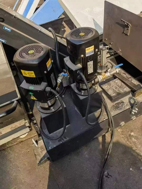 刚刚拿下一台（全新未用）纽威110H数控镗铣床、三轴硬.