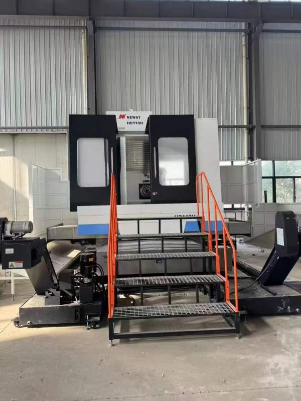 刚刚拿下一台（全新未用）纽威110H数控镗铣床、BT50齿.