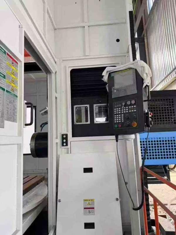 刚刚拿下一台（全新未用）纽威110H数控镗铣床、BT50齿.