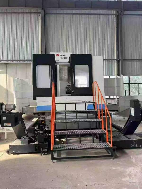 刚刚拿下一台（全新未用）纽威110H数控镗铣床、BT50齿.