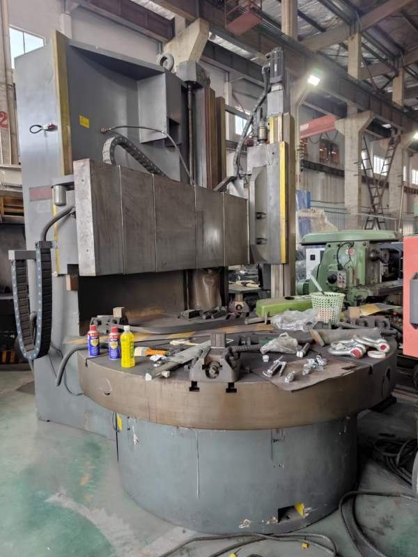 2023年齐二集团CK5126数控立车，直径2.6米，高度1.4米.