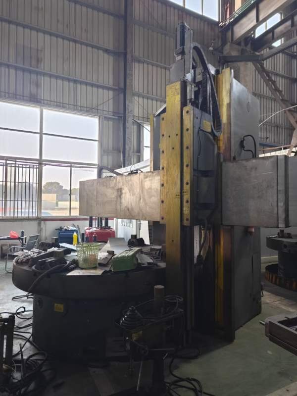 2023年齐二集团CK5126数控立车，直径2.6米，高度1.4米.