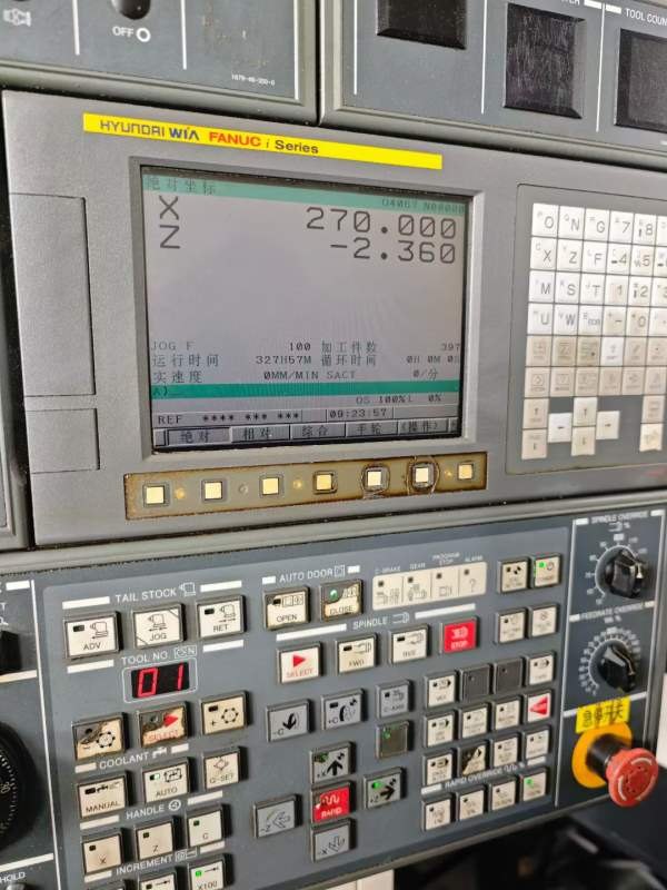 同款两台，韩国威亚E160C数控车床，8寸卡盘，10工位伺.