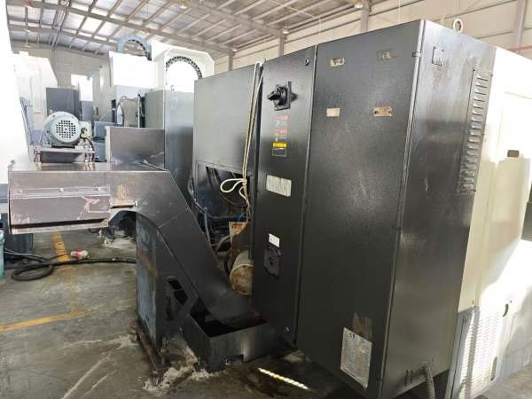 同款两台，韩国威亚E160C数控车床，8寸卡盘，10工位伺.