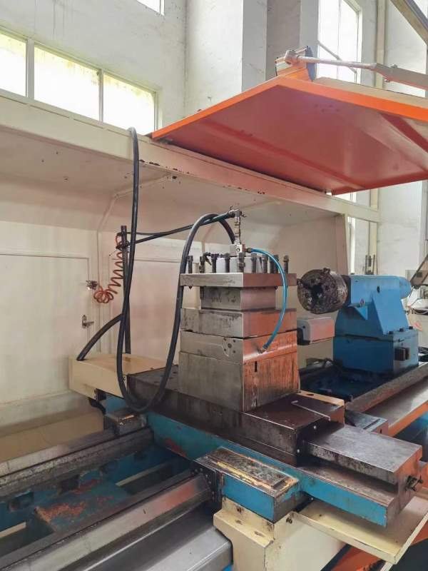 台湾金耀L65/2800精密数控车床，油缸车床，18寸液压卡.