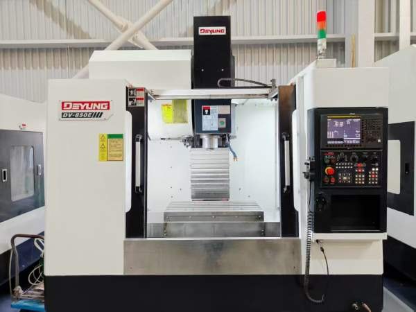 新到三台2022年苏州德扬850加工中心，发那科OI-MFPlus.