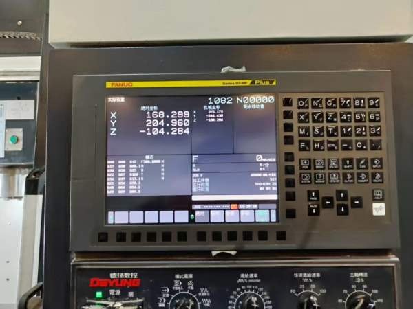 新到三台2022年苏州德扬850加工中心，发那科OI-MFPlus.