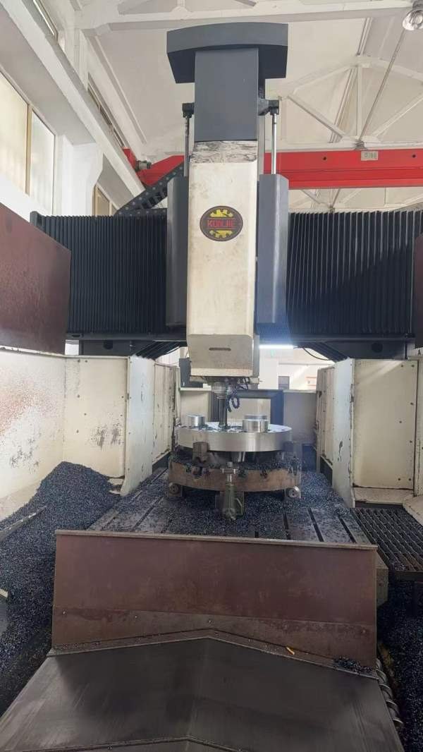 刚买常州坤杰2518龙门加工中心工作台2.6/1.5米，门宽1.