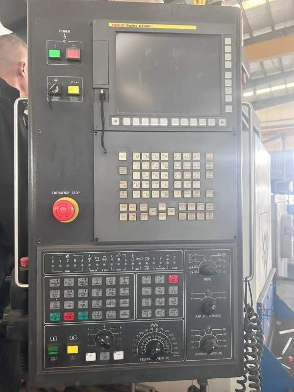 在位出售海天4028数控龙门加工中心一台、工作台4/2.5.