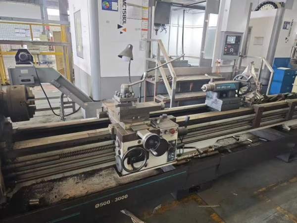 大连6150/3000普车一台，安装少用