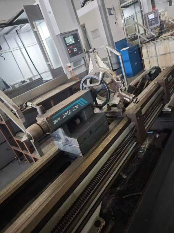 大连6150/3000普车一台，安装少用