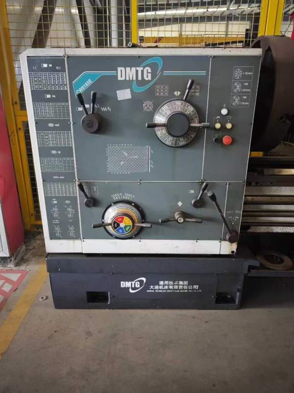 出售大连6180/3000普车一台，安装少用