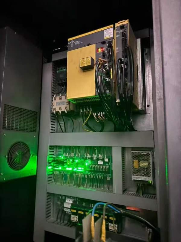 在位出售2022年昆杰1370加工中心，发那科MF plus系统.