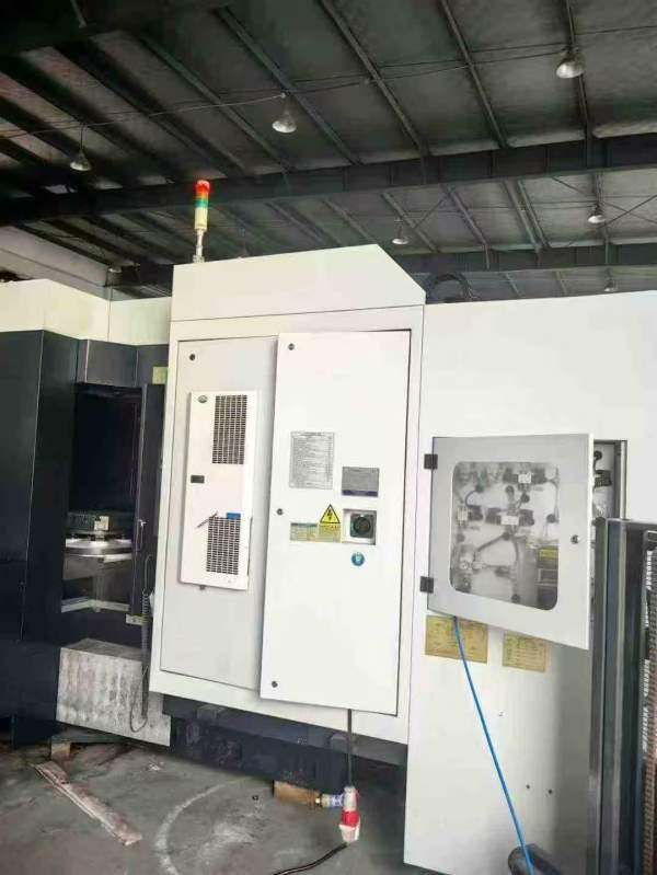 2018年苏州纽威HM503T卧加双工作台交换三轴滚柱导轨发.