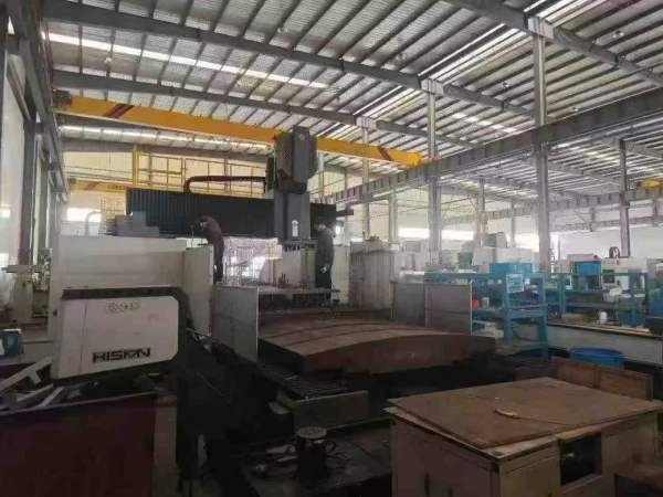 刚拿下一台海天4028重型龙门加工中心，工作台4000X250.