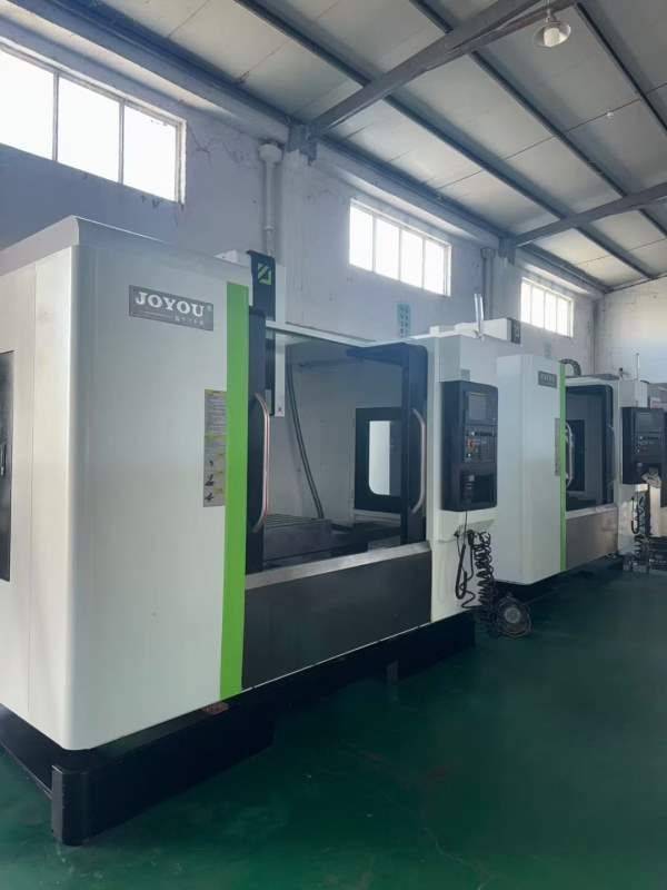 同款两台2024年乔扬1160加工中心，三线滚柱，机械臂刀.