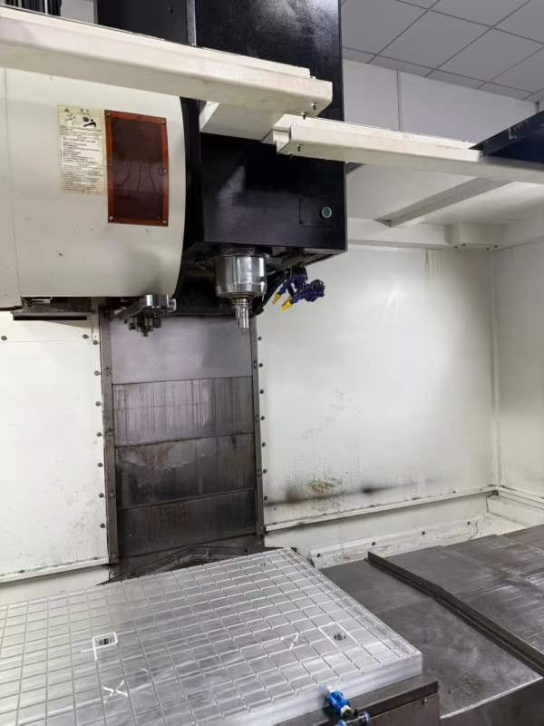 汉工1370加工中心,三菱M80A包系统,BT40主轴10000转.