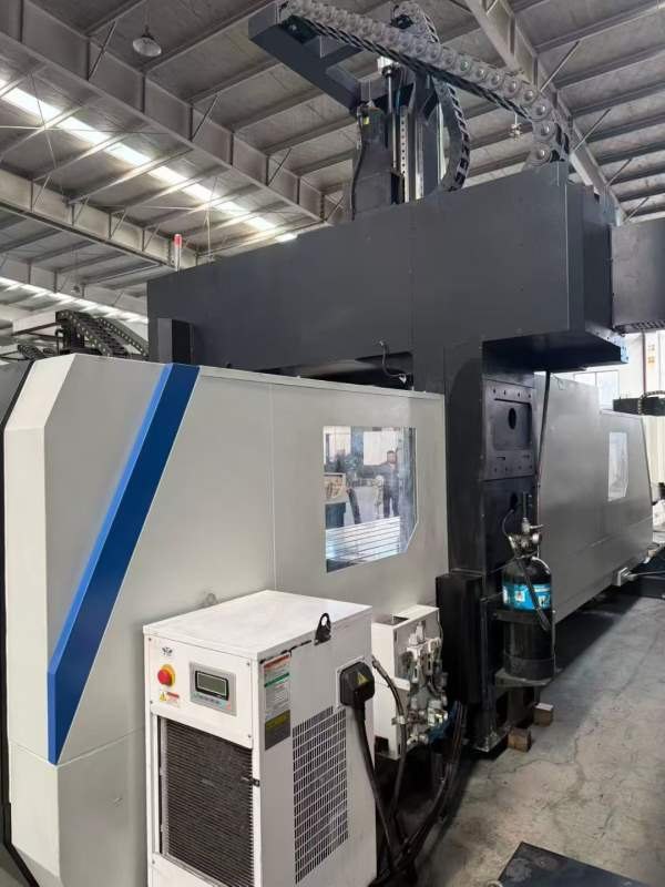 2024年准新南通国盛GMF2716T龙门数控铣床一台,发那科.