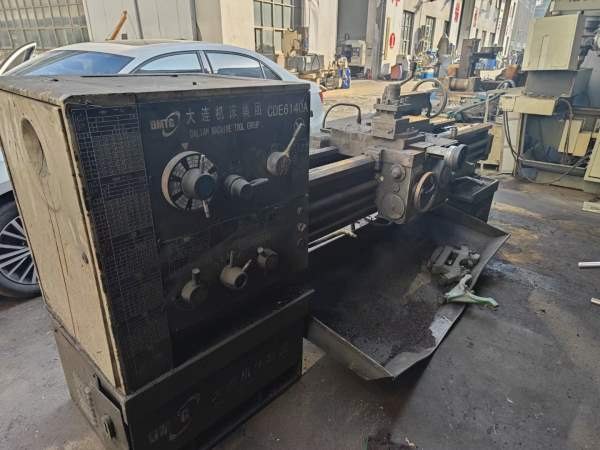 大连CDE61401.5米车床批发，比铁高就行